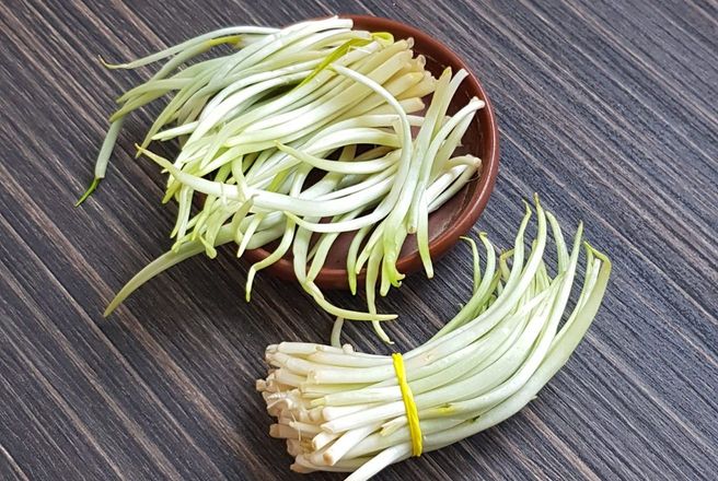 черемша молодые побеги.jpg