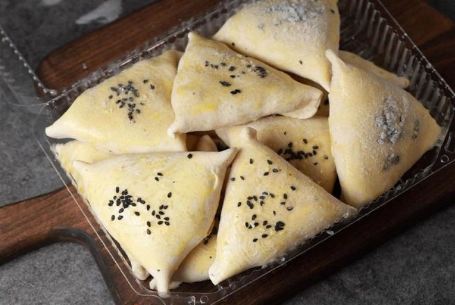 Самса из говядины (полуфабрикат), 100гр.jpg