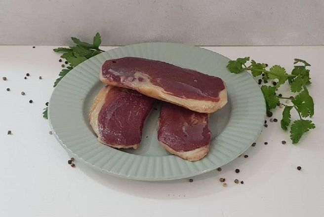 Грудки утиные сыровяленые на развес.jpg