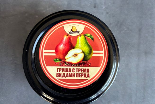 Груша с тремя видами перца.jpg