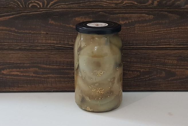Грузди соленые целые холодного посола в банке.jpg