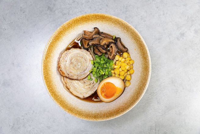 Сёю рамен Свинина.jpg