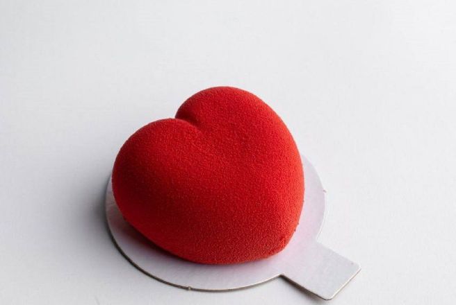 Пирожные Сердце бархатное красное.jpg