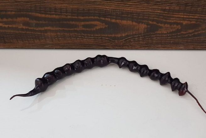 Чурчхела черный виноград с миндалем (Грузия), 40гр.jpg