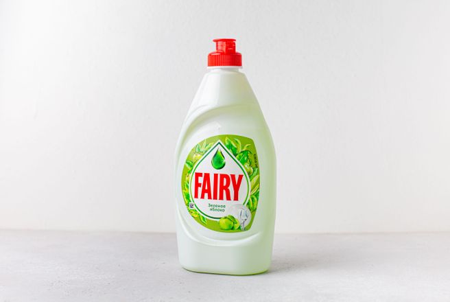 Гель для мытья посуды антибактериальный  FAIRY Зеленое яблоко.JPG