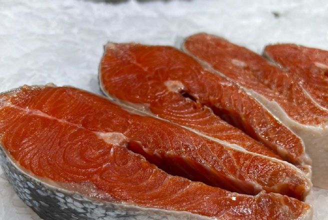 Нерка стейк охлажденный, 400гр.jpg