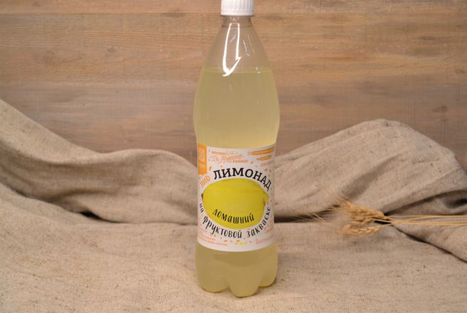 Лимонад домашний с лимоном.JPG