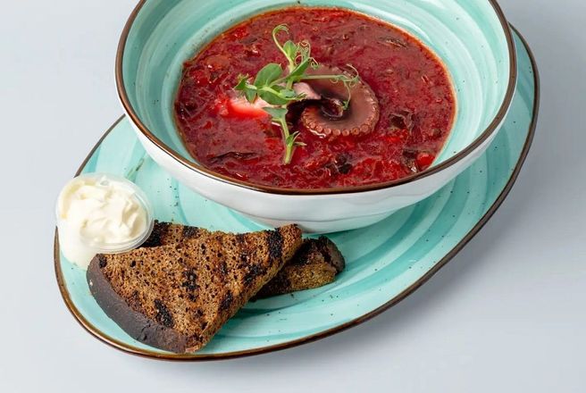 Борщ с морской капустой и осьминогом.jpg
